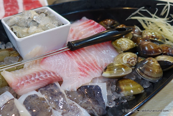 東石鮮蚵、特選鯛魚、鮮活蛤蜊