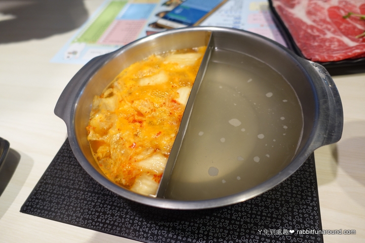 泡菜+日式 鴛鴦鍋