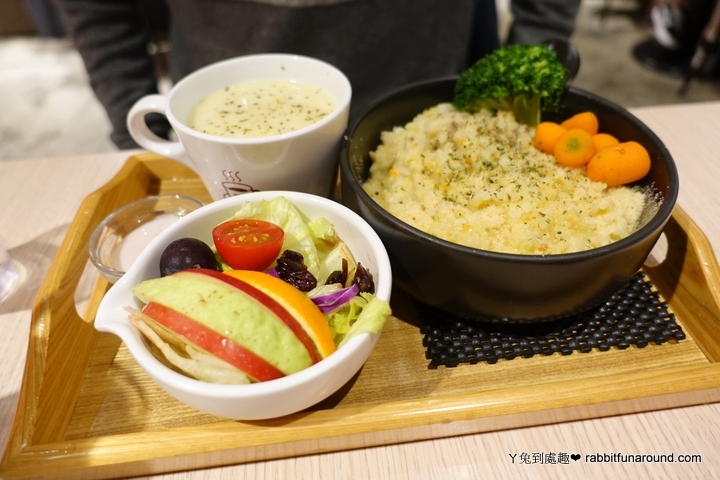【台南中西】帕里諾 Panino Cafe’。帕尼尼/燉飯/早午餐/輕食 (近台南火車站)