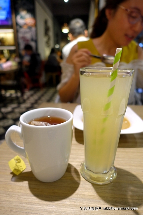 紅茶；蜂蜜檸檬