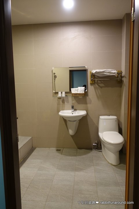 芳谷溫泉廁所