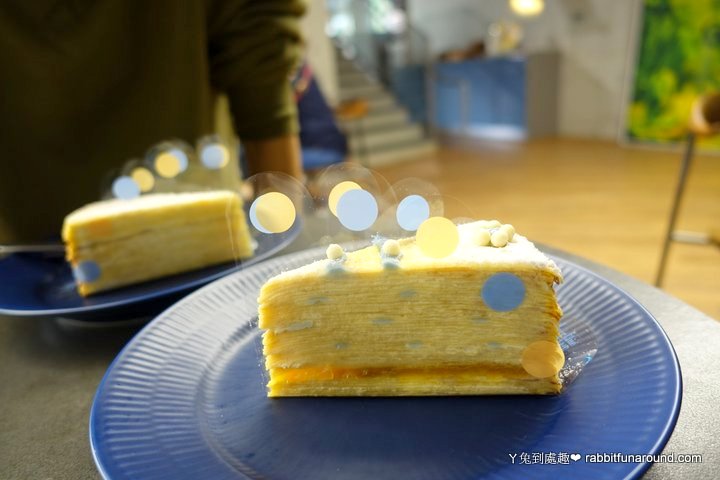 深藍千層蛋糕