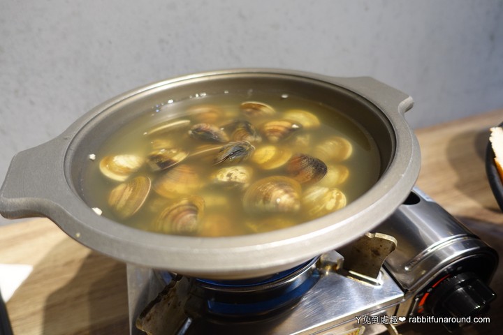 蒜香鮮蛤鍋