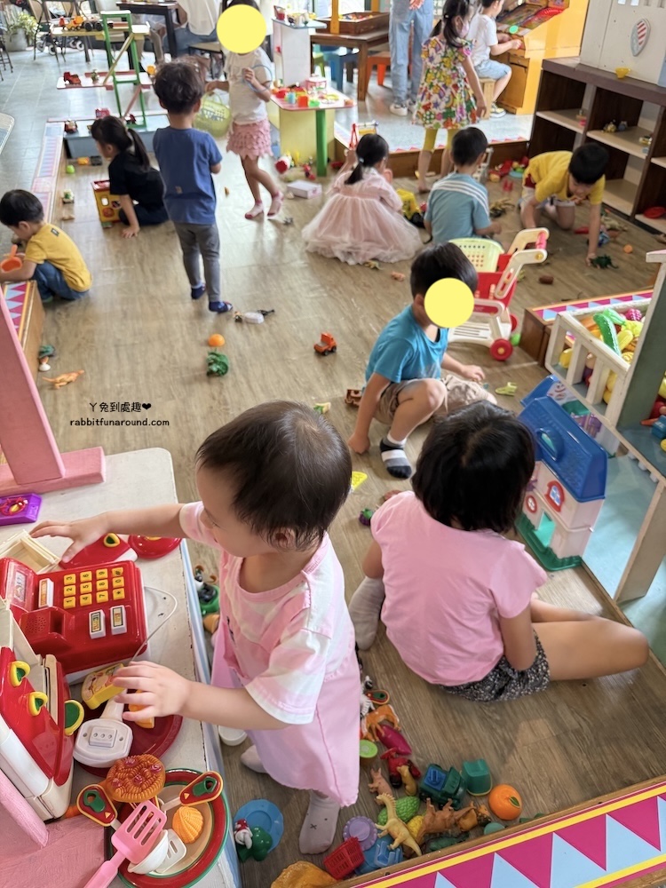 高雄親子餐廳 遊戲區