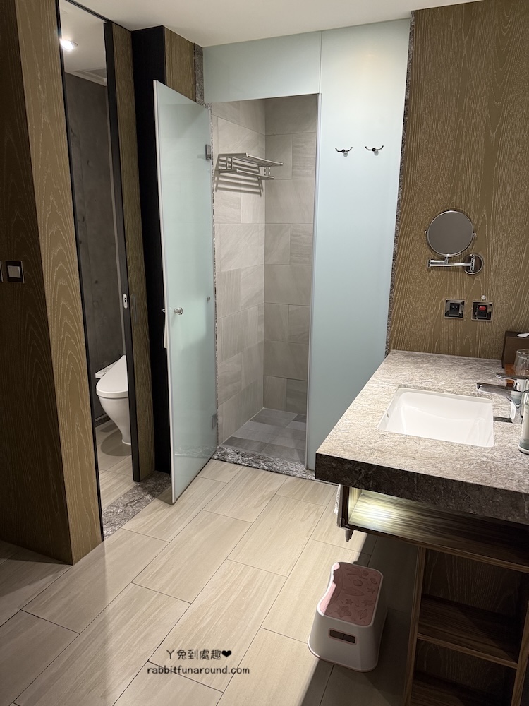 嘉義新悅花園酒店 衛浴空間
