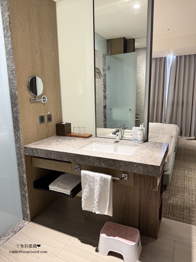 嘉義新悅花園酒店 衛浴空間